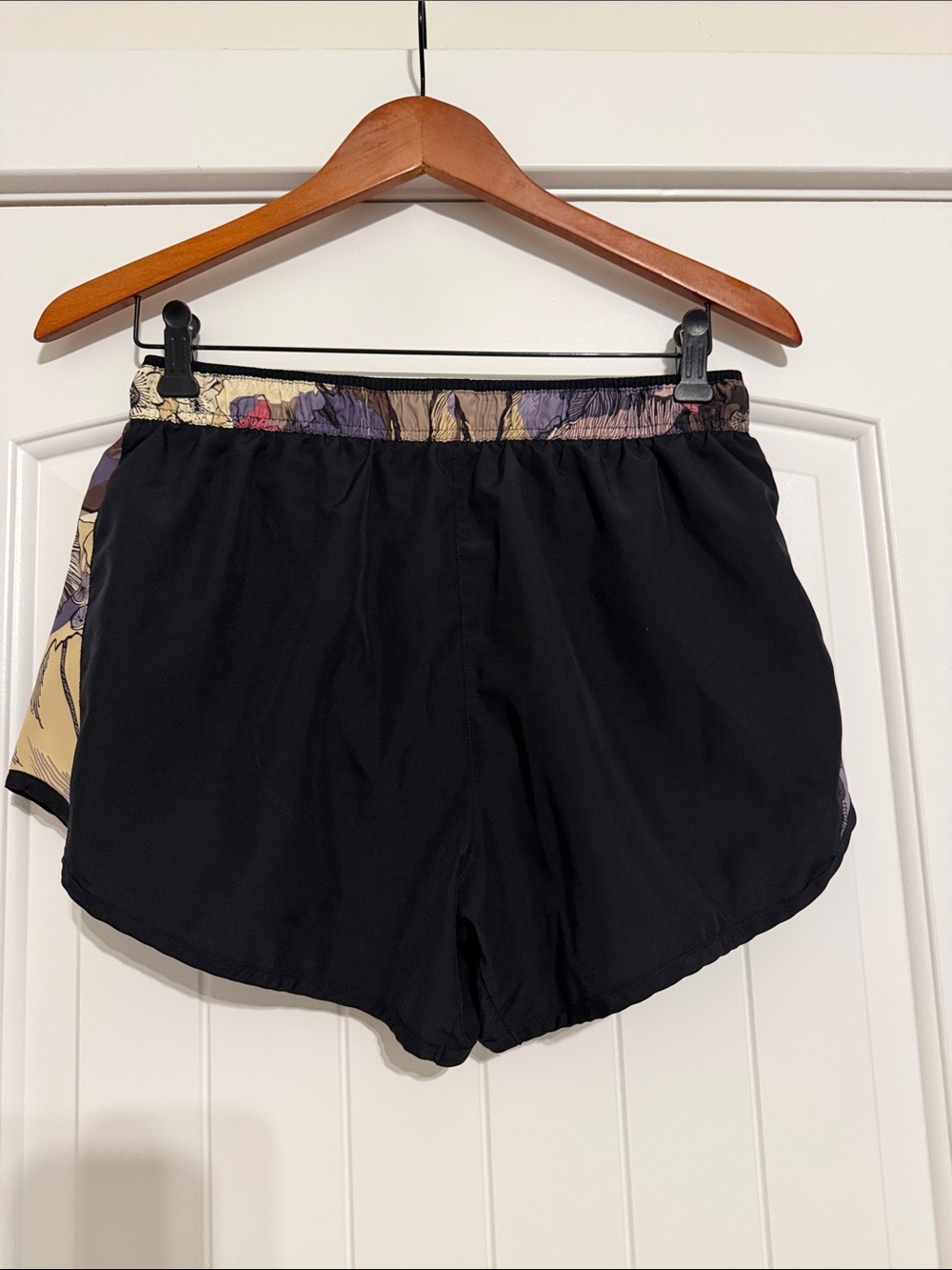 Nike 10k Femme Floral Running Shorts - Picture 2 of 7